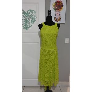 Plus Size - Hi-lo lace dress - Size 18/20